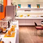 Novotel Centre - Grandes & Confort Centre-ville 佩皮尼昂