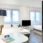 Novotel Centre - Grandes & Confort Centre-ville מלון