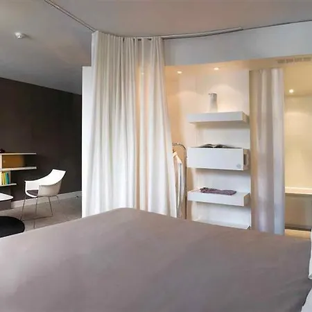 Hotel Novotel Centre - Grandes & Confort Centre-ville