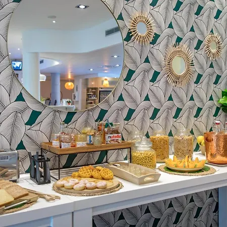 Novotel Centre 4*