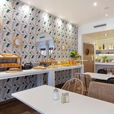 ホテル Novotel Centre - Grandes & Confort Centre-ville 4*