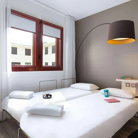 Hotel Novotel Centre 4*