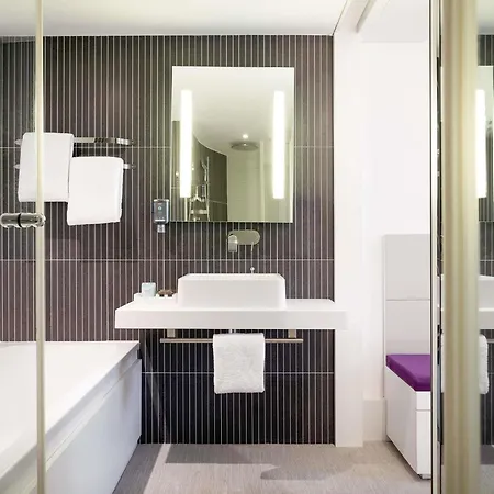 Novotel Centre Отель 4*