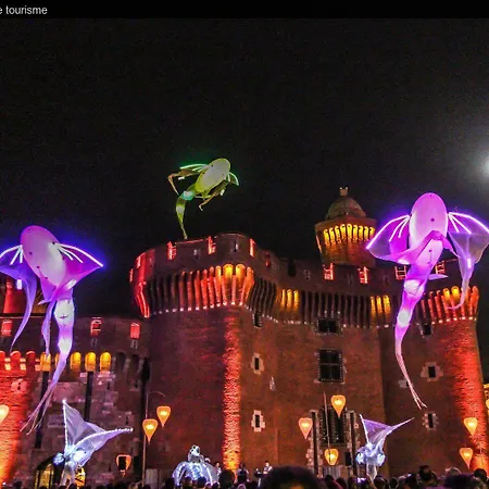 ホテル Novotel Centre - Grandes & Confort Centre-ville 4*