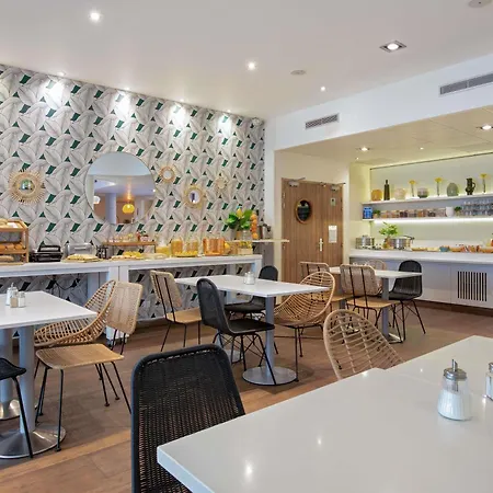 Novotel Centre - Grandes & Confort Centre-ville Hotel Perpignan
