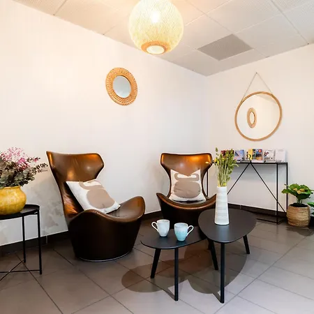 Novotel Centre - Grandes & Confort Centre-ville Hotel 4*