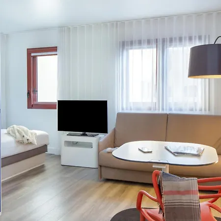 Hotel Novotel Centre - Grandes & Confort Centre-ville 4*