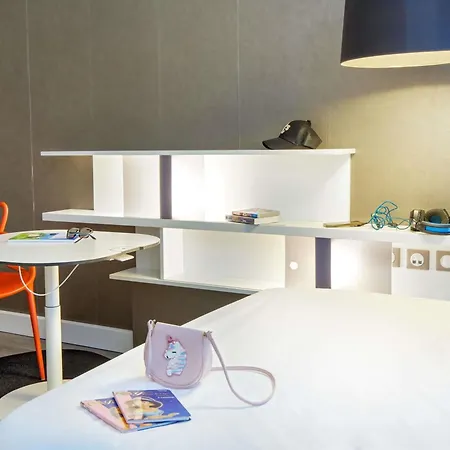 Novotel Centre - Grandes & Confort Centre-ville Hotel 4*