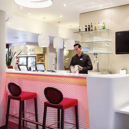 Hotel Novotel Centre - Grandes & Confort Centre-ville 4*