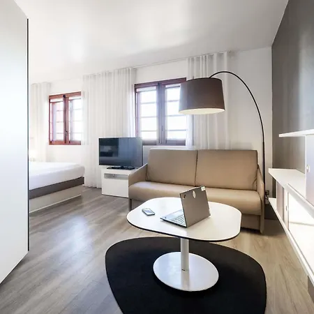 Novotel Centre - Grandes & Confort Centre-ville מלון