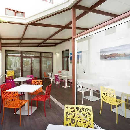 Novotel Centre - Grandes & Confort Centre-ville Hotel Perpignan