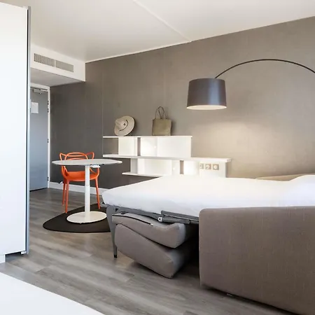 Novotel Centre - Grandes & Confort Centre-ville Hotel Perpignan