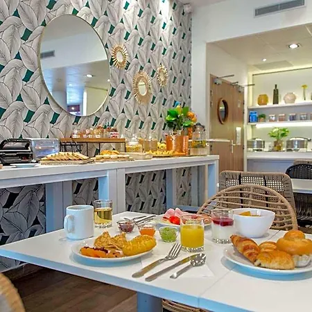 Hotel Novotel Centre - Grandes & Confort Centre-ville 4*