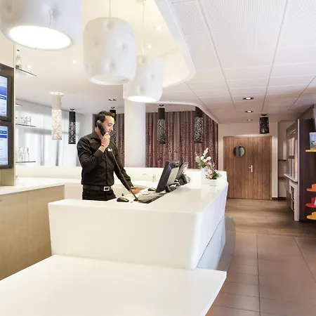 Novotel Centre - Grandes & Confort Centre-ville 4* Perpinyà