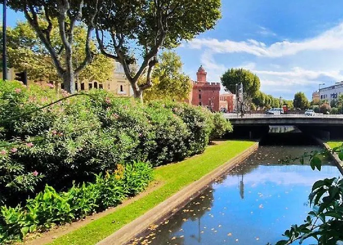 Novotel Centre - Grandes & Confort Centre-ville Hotel 4*