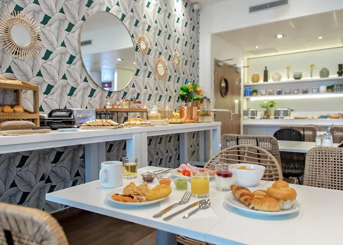 Novotel Centre - Grandes & Confort Centre-ville Hotel Perpinhã