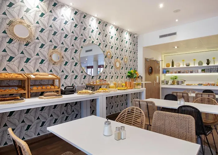 Ξενοδοχείο Novotel Centre - Grandes & Confort Centre-ville 4*