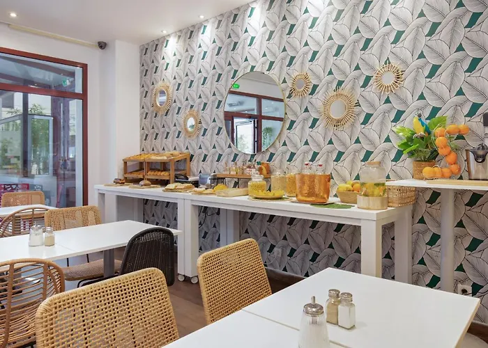 Novotel Centre - Grandes & Confort Centre-ville بيربينيو