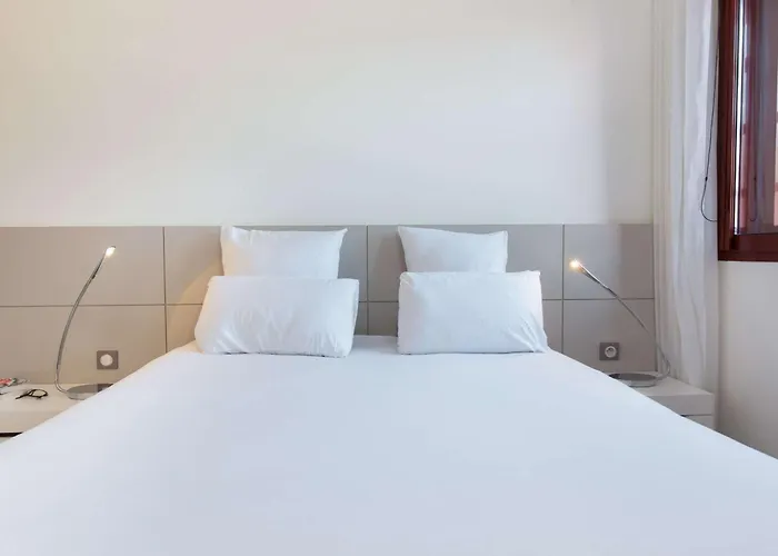 Hotel Novotel Centre - Grandes & Confort Centre-ville Perpignano