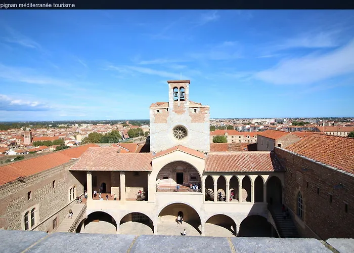 Novotel Centre - Grandes & Confort Centre-ville Hotel 4*