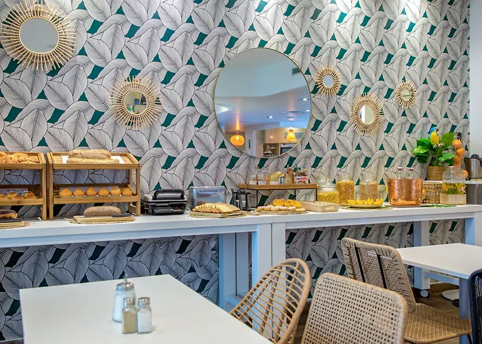 Ξενοδοχείο Novotel Centre - Grandes & Confort Centre-ville 4*