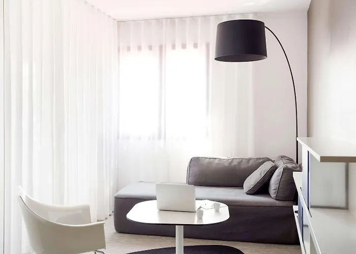 Novotel Centre - Grandes & Confort Centre-ville 4*