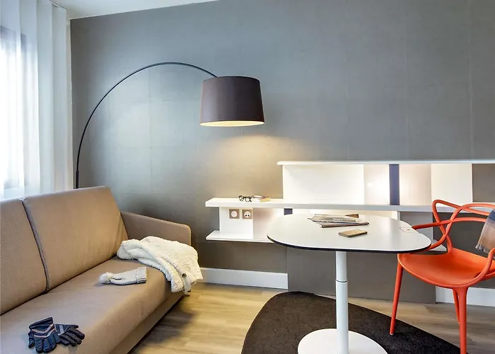 Novotel Centre - Grandes & Confort Centre-ville بيربينيو