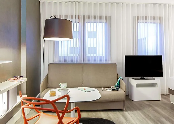 Novotel Centre - Grandes & Confort Centre-ville 4*