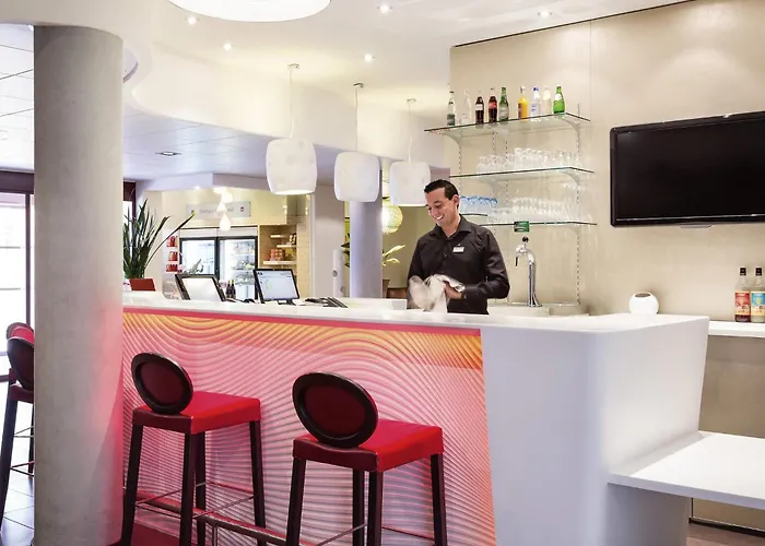 Novotel Centre - Grandes & Confort Centre-ville 4* Perpignano